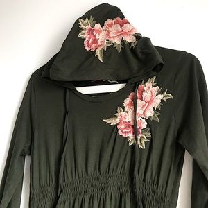 JWLA JOHNNY WAS Hoodie Embroidered Dress Tunic